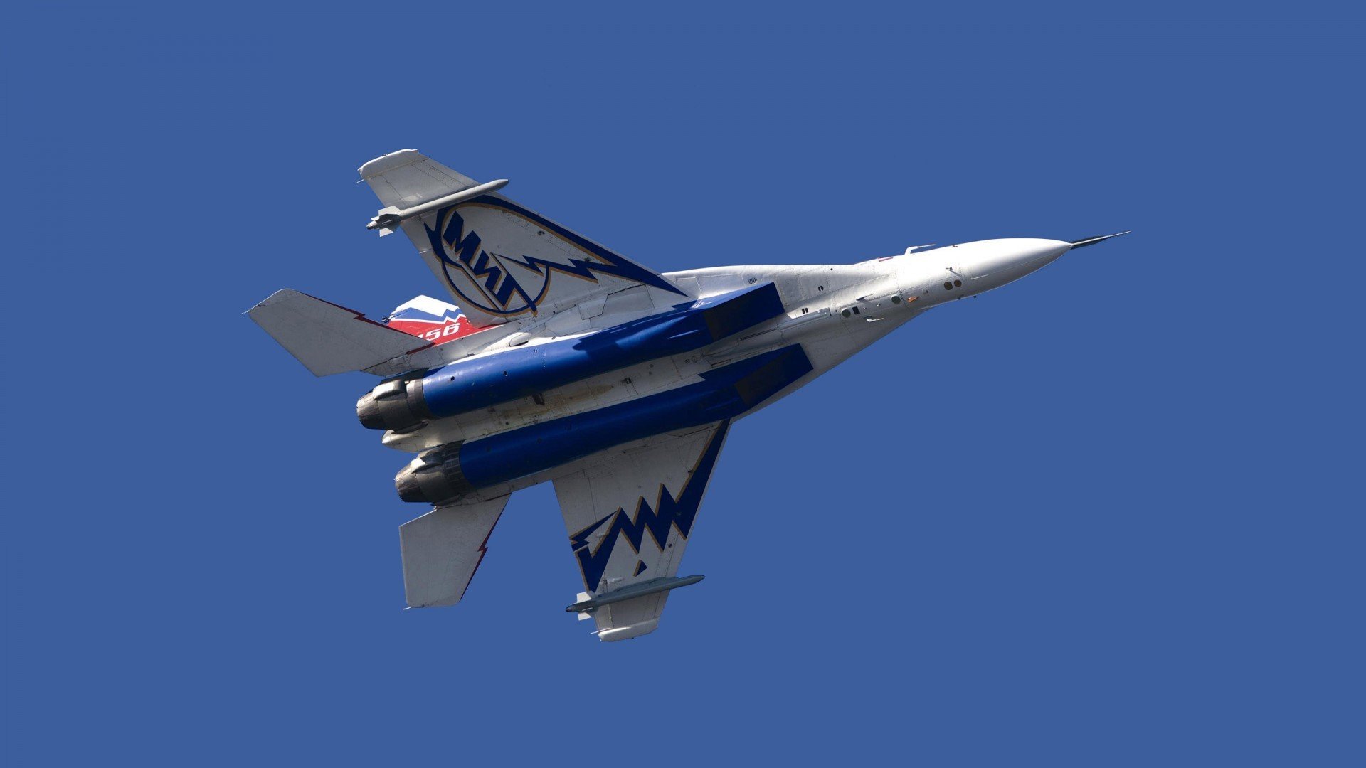 博卡边锋表现活跃,多次尝试突破,博卡萨百度百科